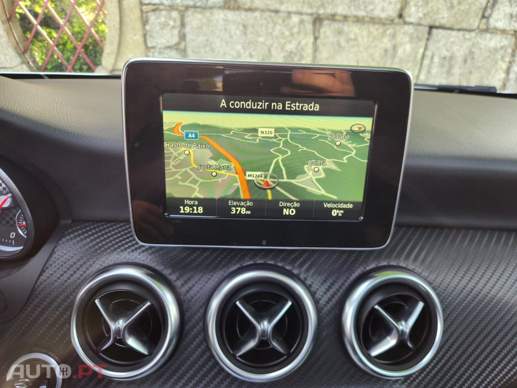 Mercedes-Benz A 180 d AMG Line