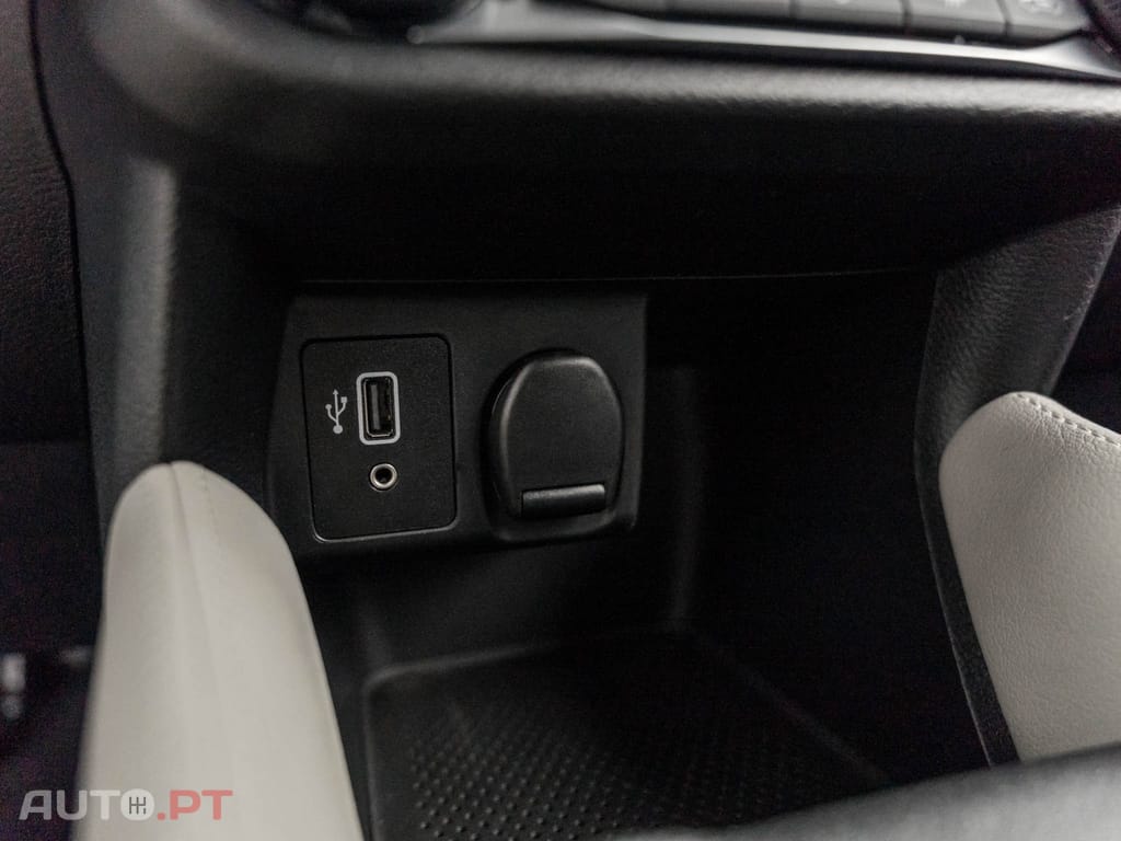 Nissan Micra 1.0 IG-T N-Connecta