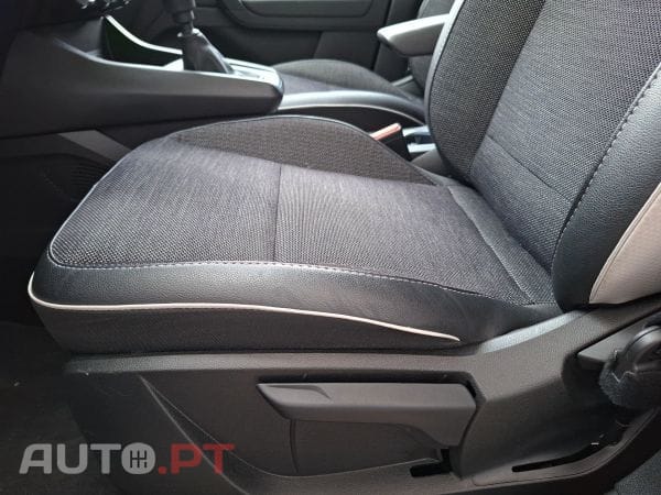 Renault Captur 1.0 TCe 100 Bi-Fuel techno