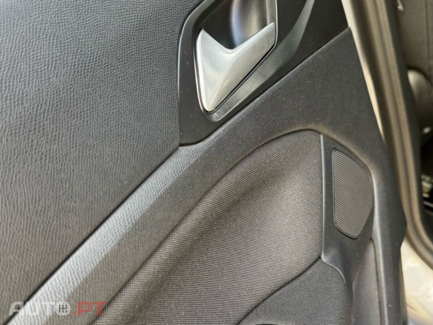 Peugeot 308 1.6 BlueHDi Style