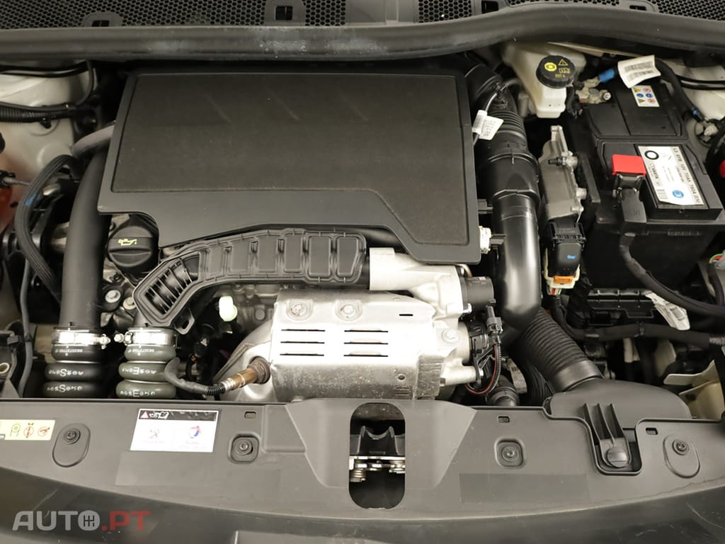 Peugeot 2008 2008 1.2 PureTech GT EAT8