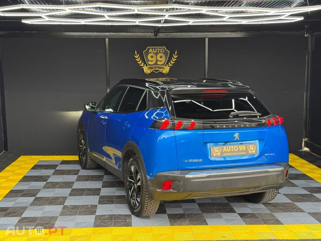 Peugeot E-2008 50 kWh GT Line