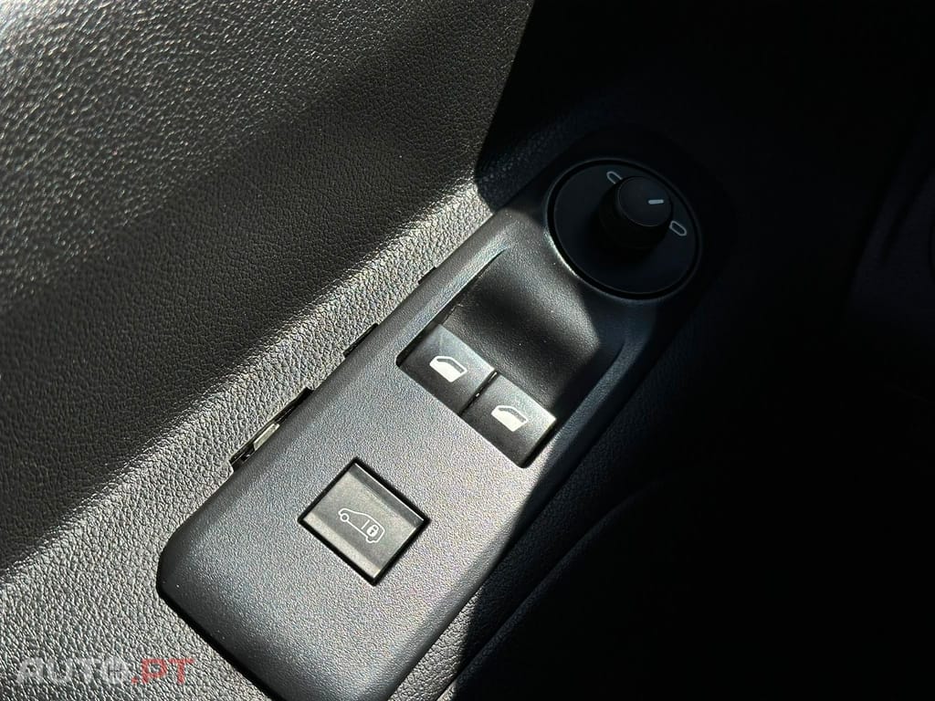 Opel Combo Outro