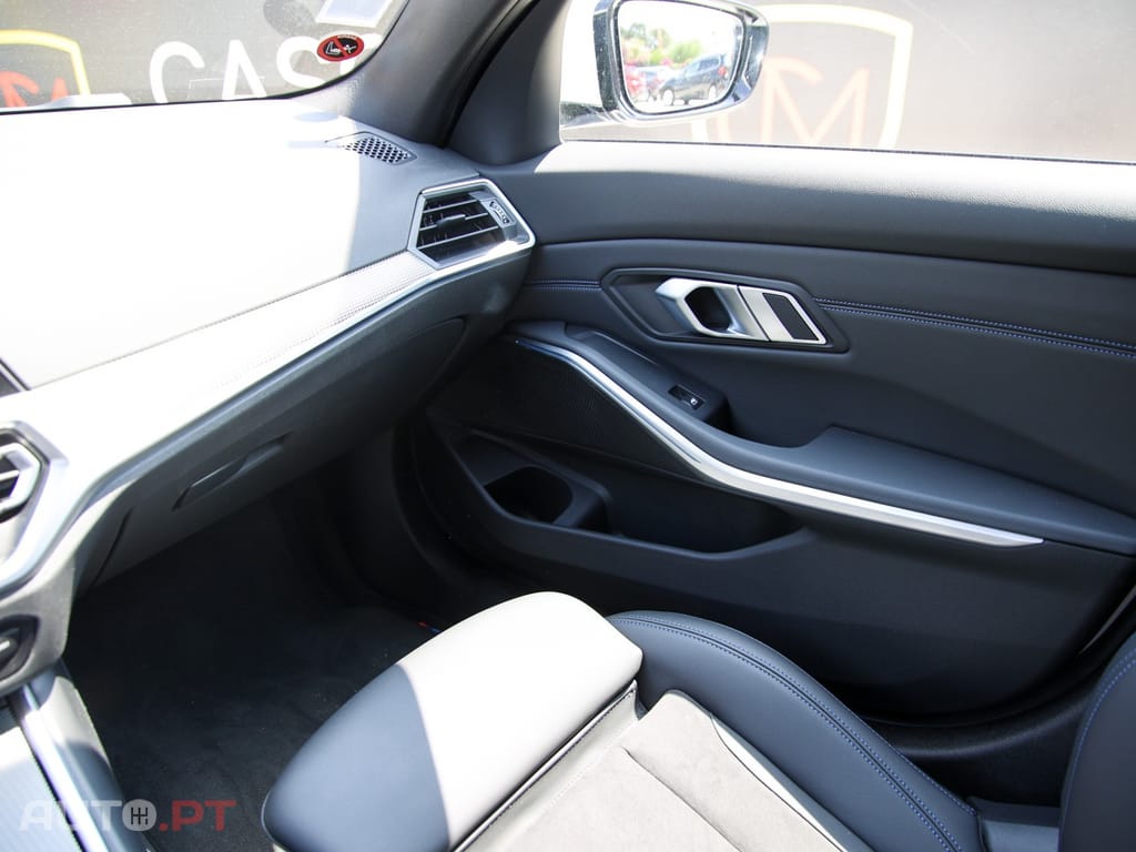 BMW 330 e Aut.