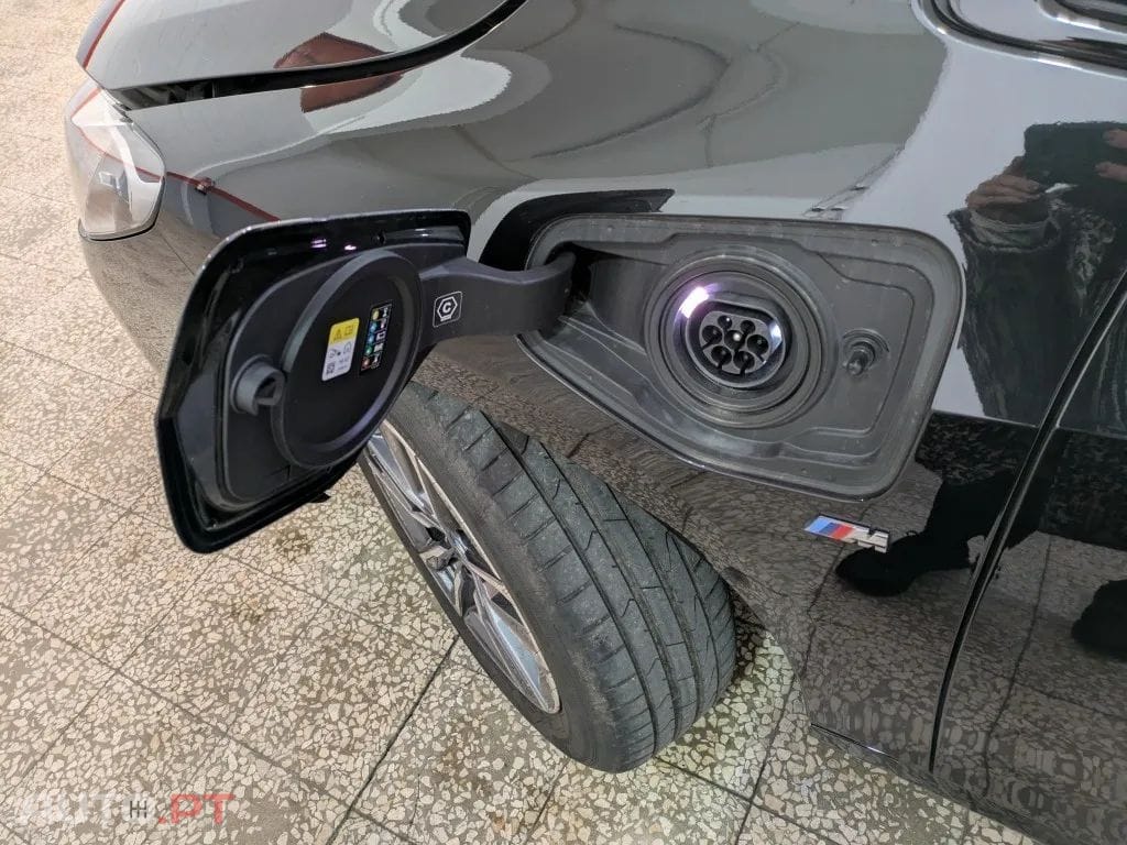 BMW 225 e xDrive Pack Desportivo M