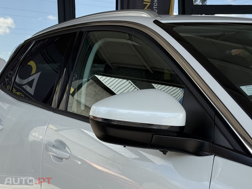 Peugeot 3008 1.2 PureTech Allure EAT8