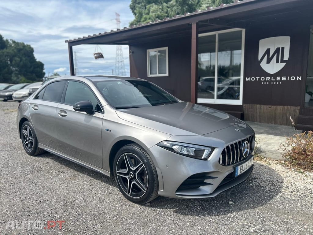 Mercedes-Benz A 250 e 8G-DCT AMG Line Advanced