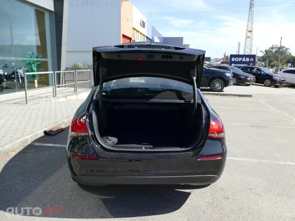 Mercedes-Benz A 250 e