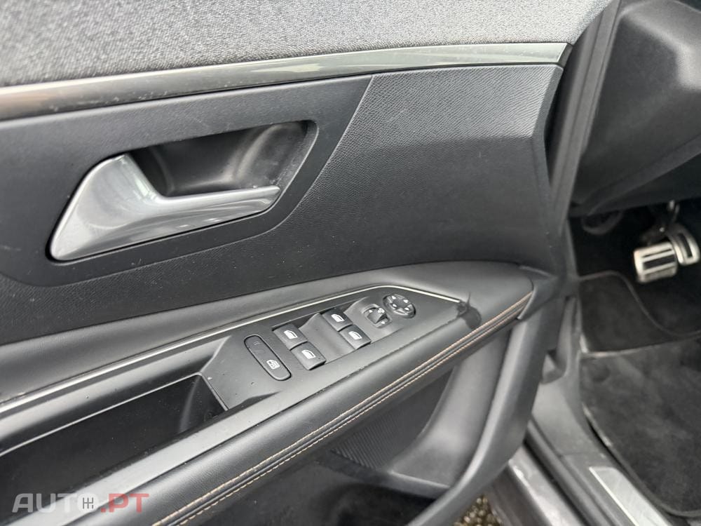 Peugeot 3008 1.6 BlueHDi GT Line Grip Control EAT6