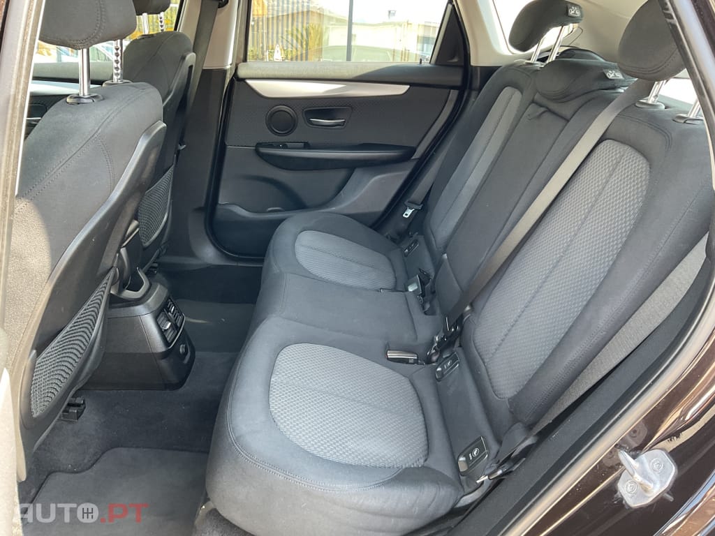 BMW 216 d