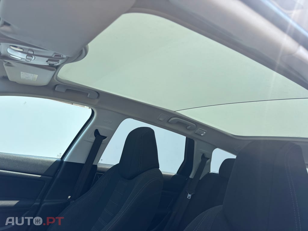 Peugeot 308 1.6 BlueHDi Allure J17