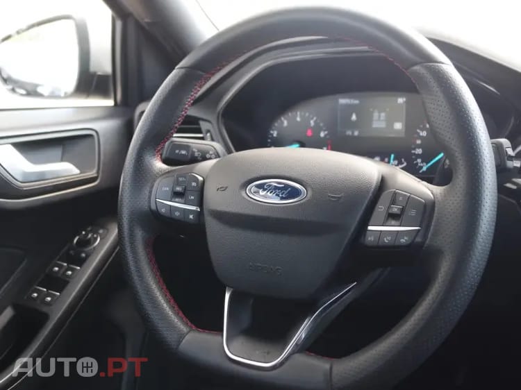 Ford Focus 1.0 EcoBoost ST-Line