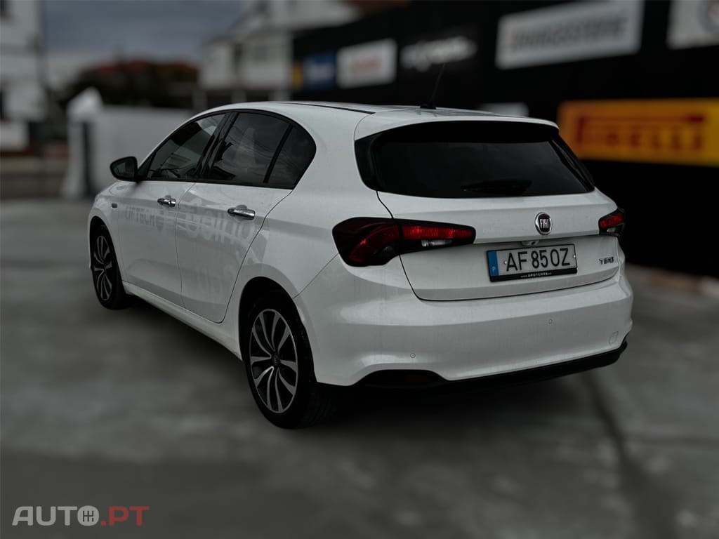 Fiat Tipo 1.3 M-Jet Lounge Tech J17
