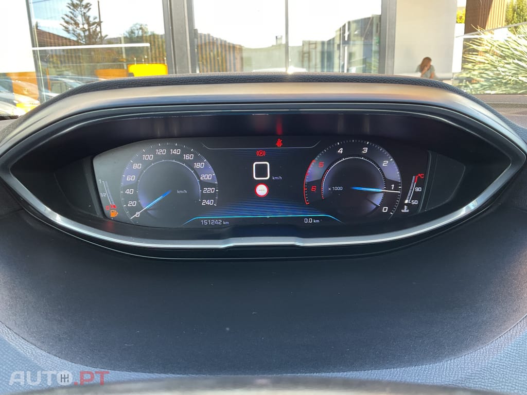 Peugeot 3008 1.6 BlueHDi Active