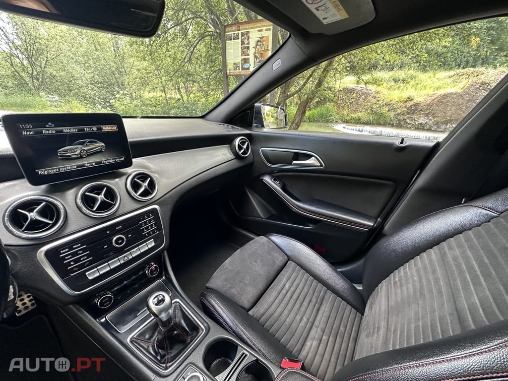 Mercedes-Benz CLA 200 d AMG Line