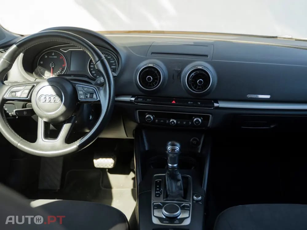 Audi A3 Sportback 1.6 TDI S-line