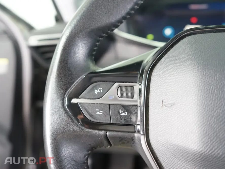 Peugeot 2008 1.5 BlueHDi Allure