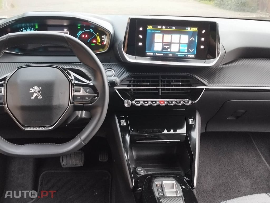 Peugeot E-2008 50 kWh Allure