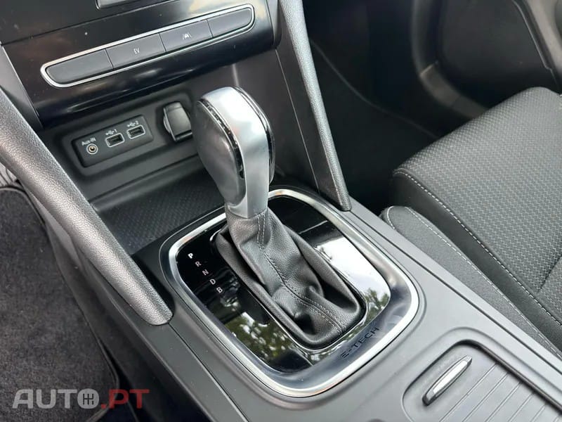 Renault Mégane Sport Tourer 1.6 E-Tech Hybrid