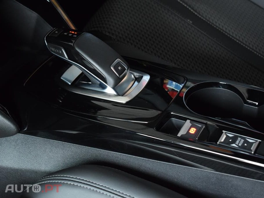 Peugeot 2008 1.5 BlueHDi GT Line EAT8