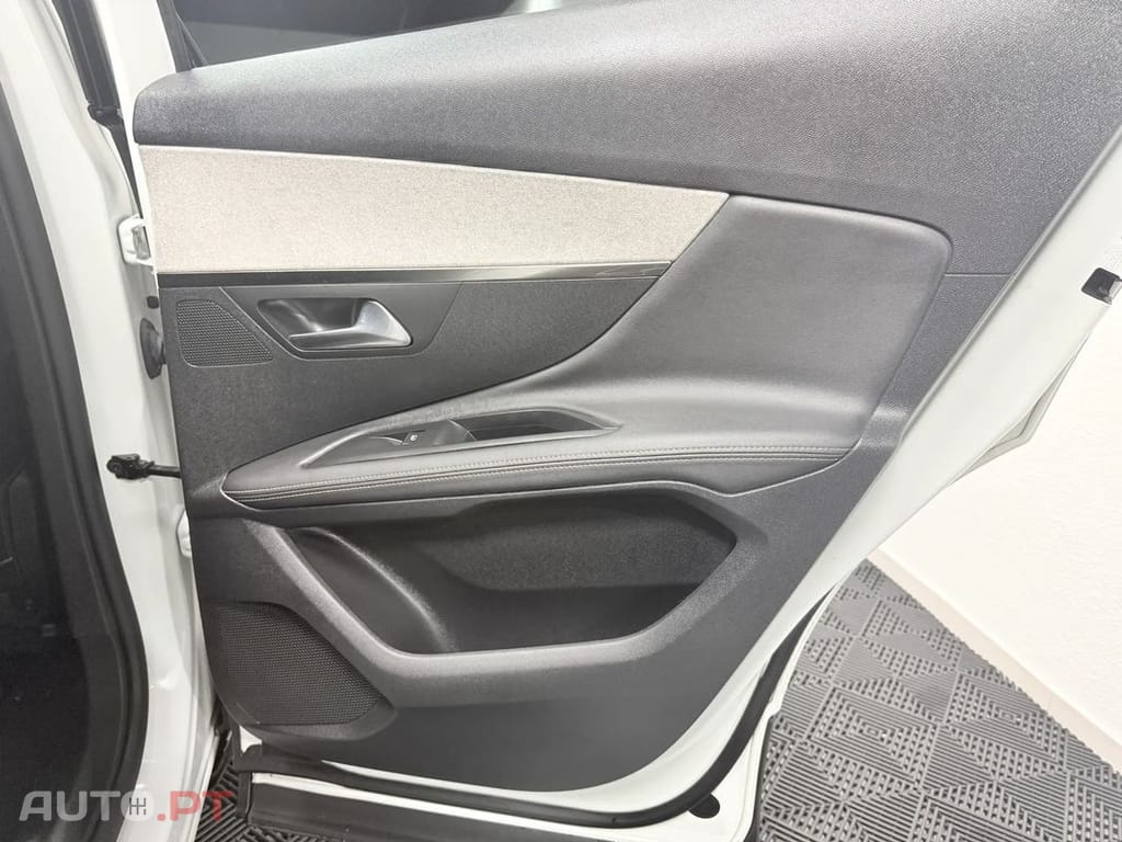 Peugeot 3008 1.2 PureTech GT EAT8