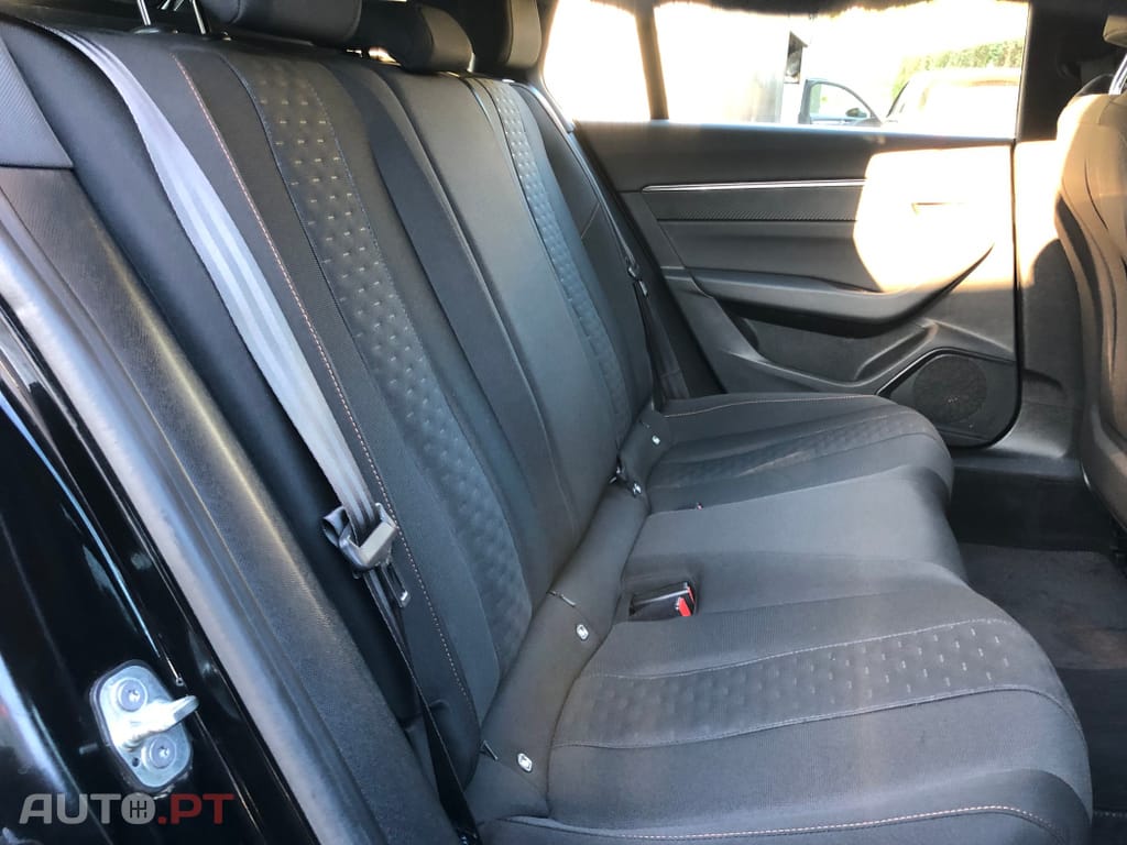 Peugeot 508 SW PureTech 130 EAT8 Active Pack