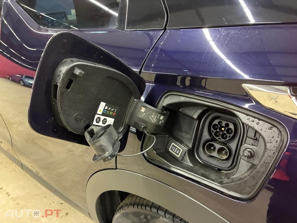 DS DS3 Crossback E-Tense Ines de la Fressange Paris