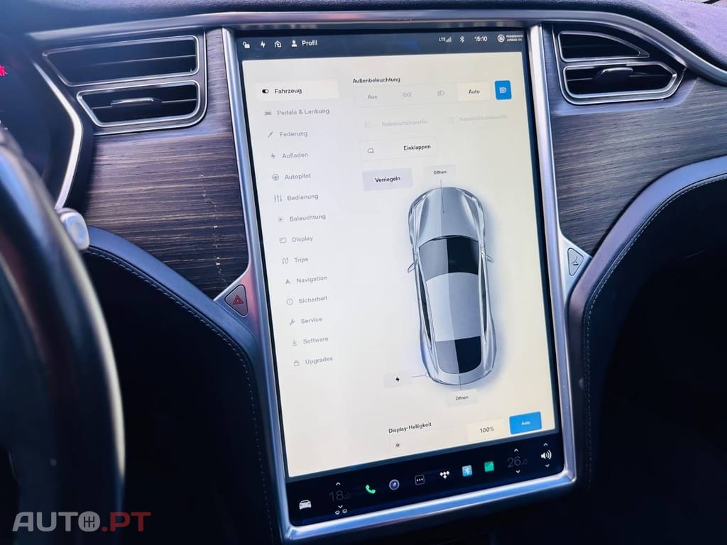 Tesla Model S 85D