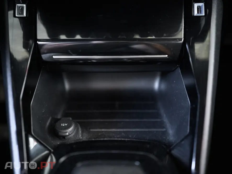 Peugeot 2008 1.2 PureTech Allure EAT8