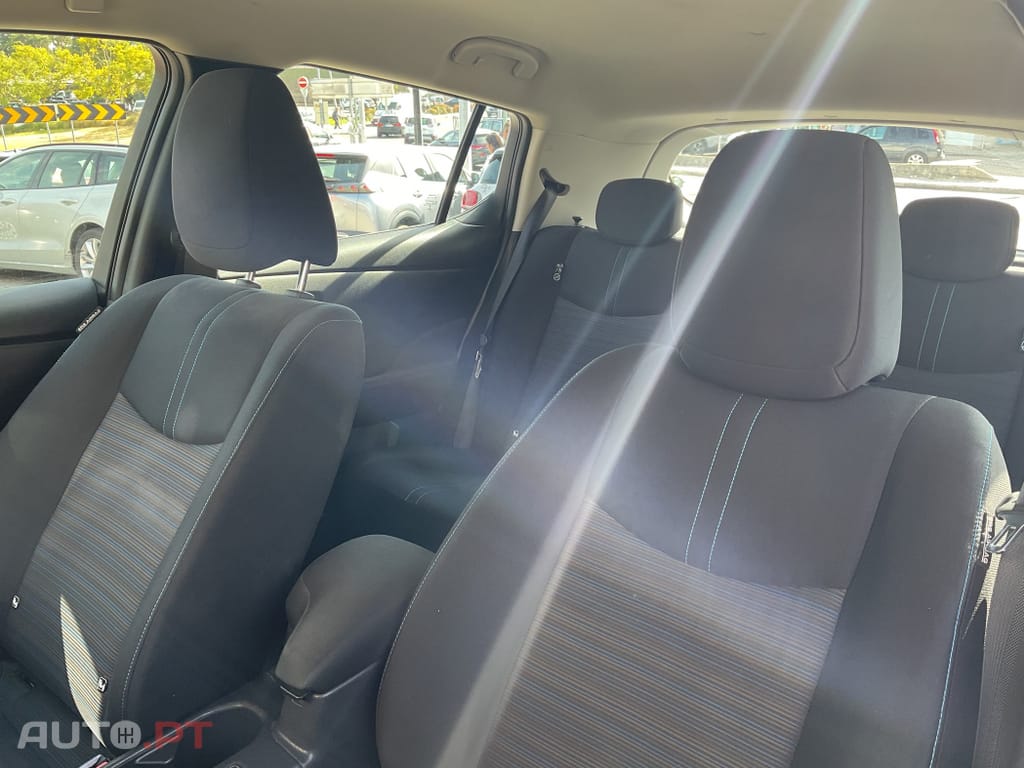 Nissan Leaf Acenta