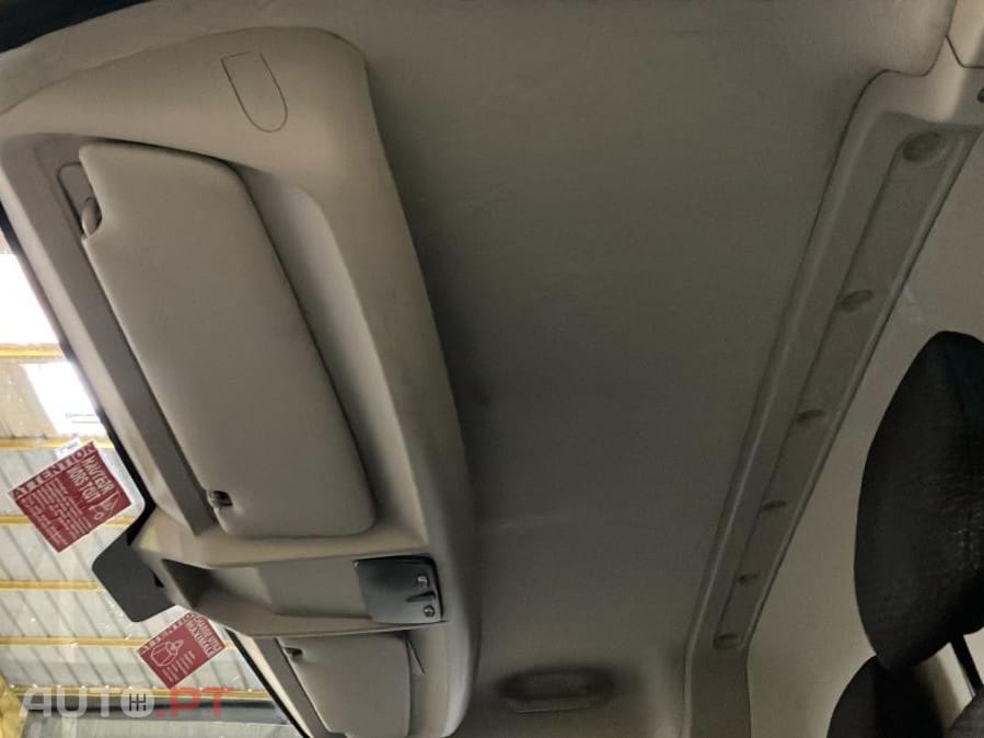 Peugeot Boxer 2.2 BlueHDi 333 L3H2 Premium