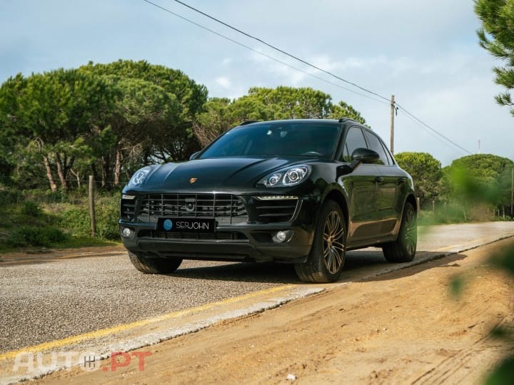 Porsche Macan S