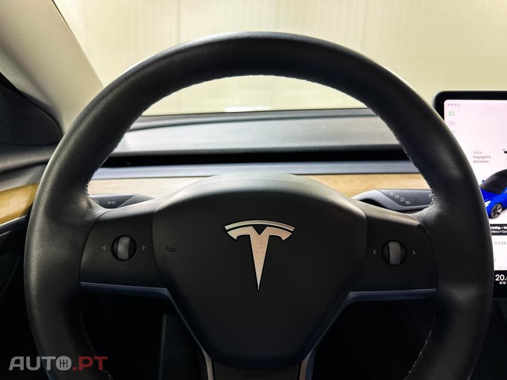 Tesla Model 3 Standard Range Plus RWD