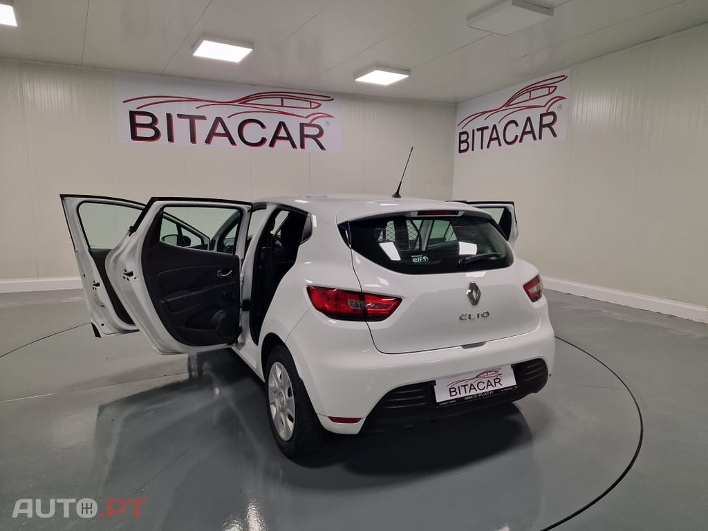 Renault Clio SOCIETE 1.5 DCI ZEN IVA DEDUTIVEL
