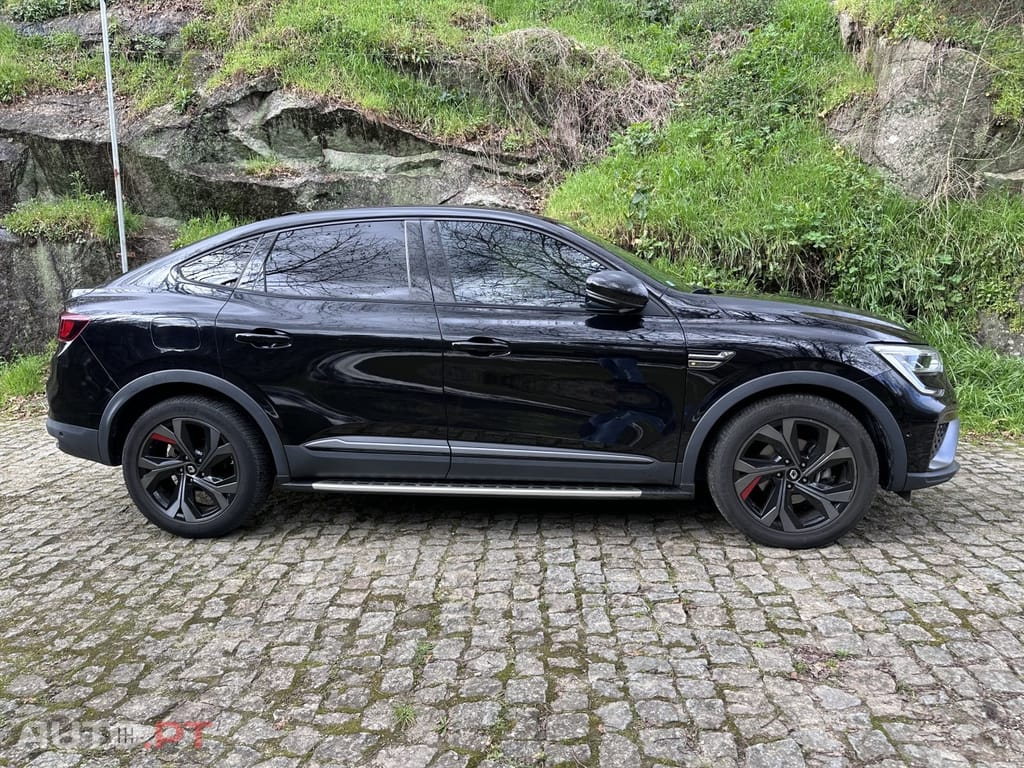 Renault Arkana 1.6 E-Tech R.S.Line