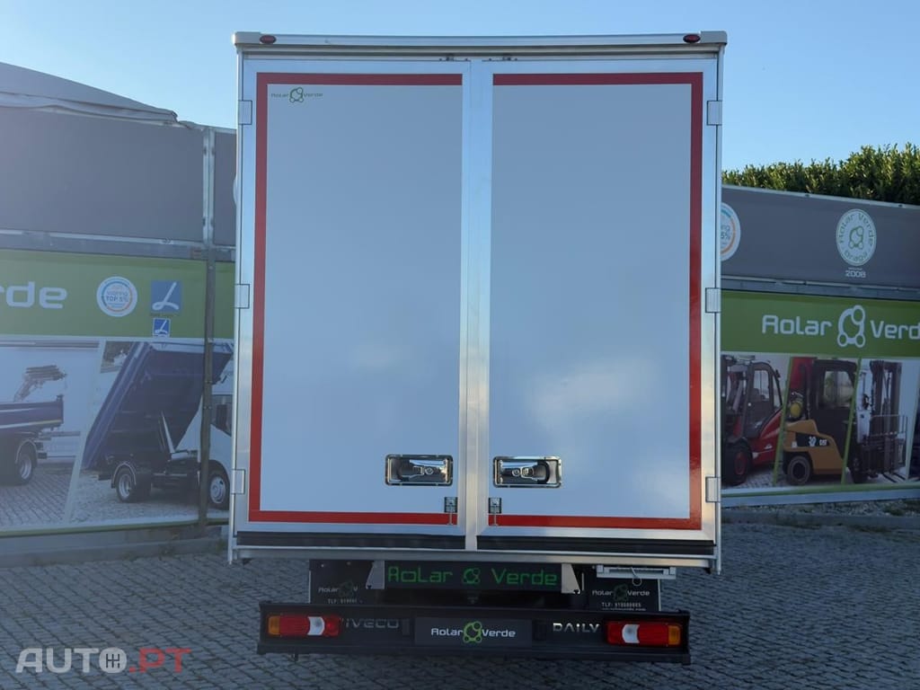 Iveco Daily 3.0 - 180 CAVALOS CONTENTOR