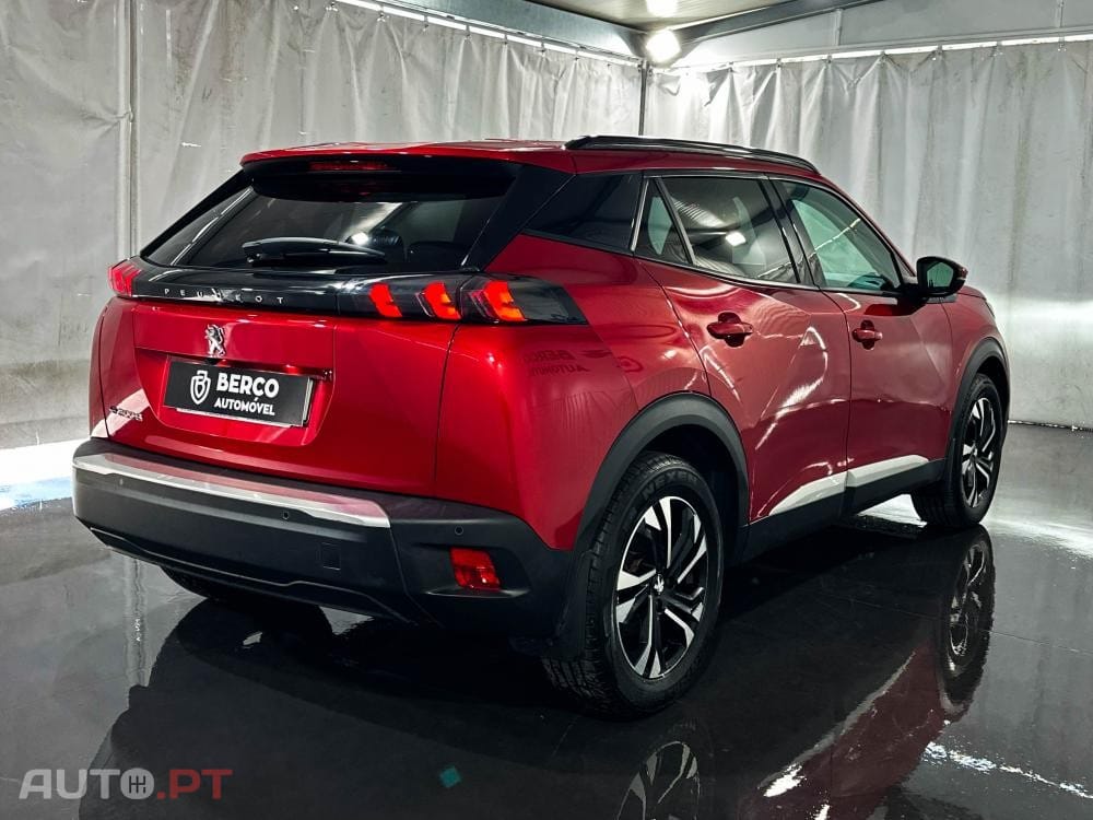 Peugeot E-2008 50 kWh Allure Pack