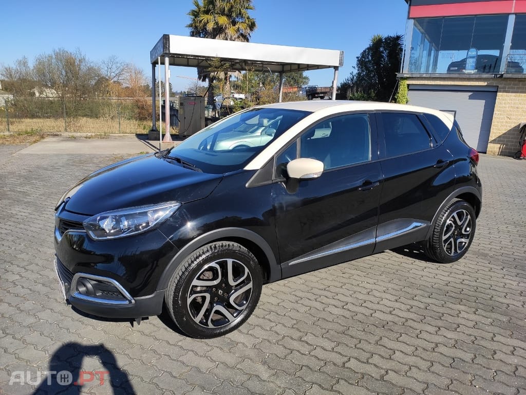 Renault Captur 1.2 TCe Exclusive EDC