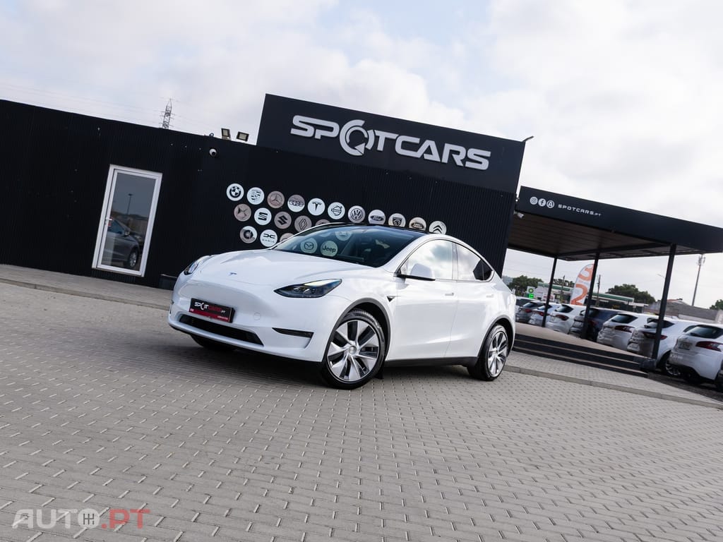 Tesla Model Y Long Range Dual Motor AWD