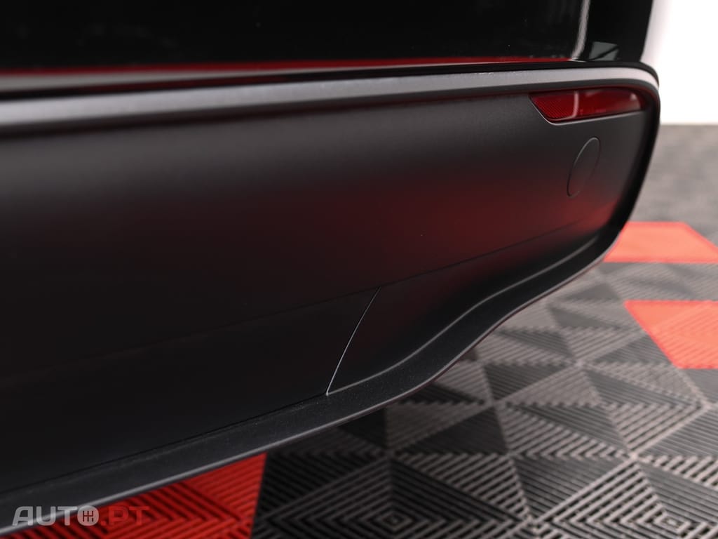 Tesla Model Y Tração Traseira