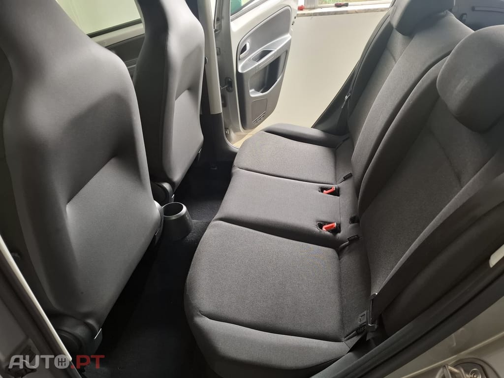 Volkswagen Up! 1.0 Move Auto