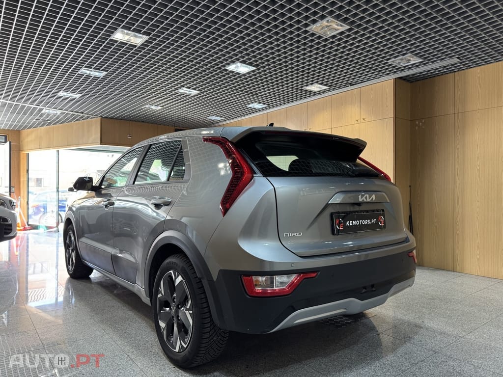 Kia Niro 64kWh Drive