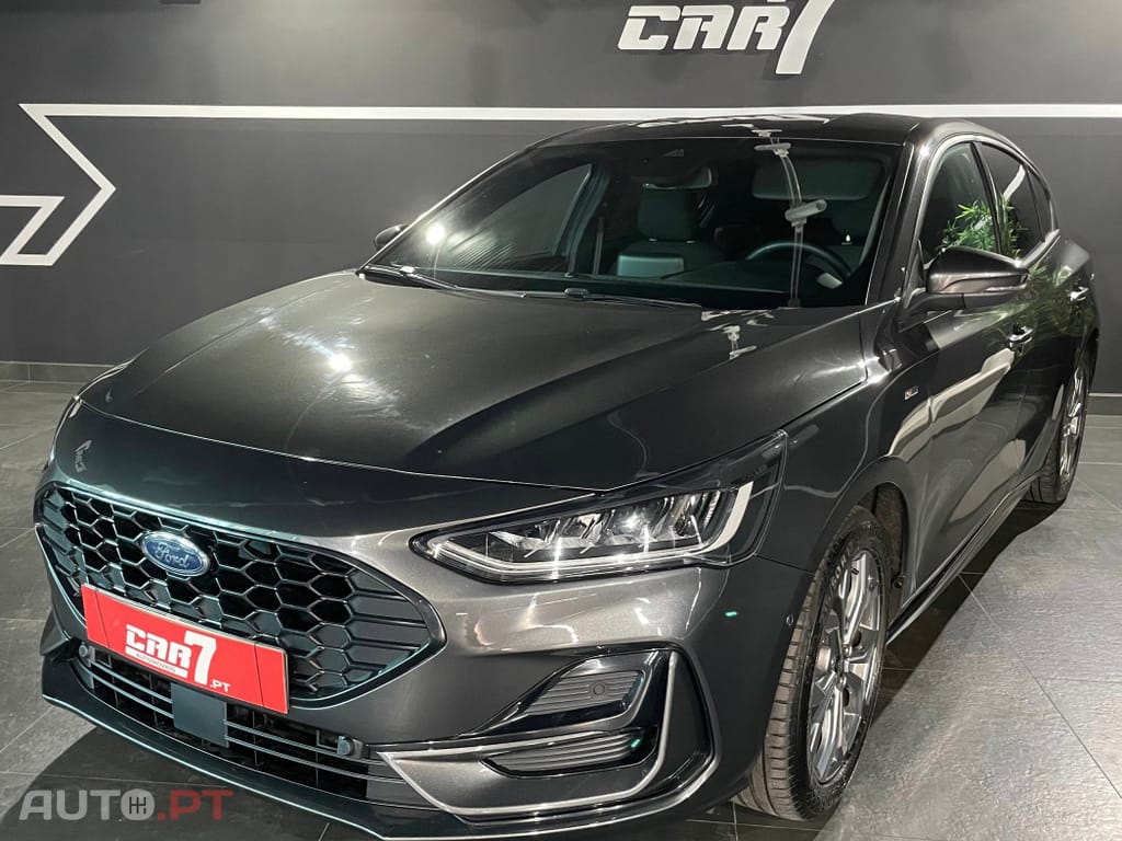 Ford Focus 1.0 EcoBoost MHEV ST-Line X
