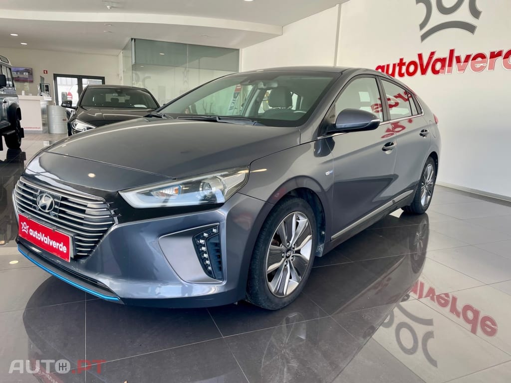 Hyundai Ioniq 1.6 GDI HEV Hybrid Tech
