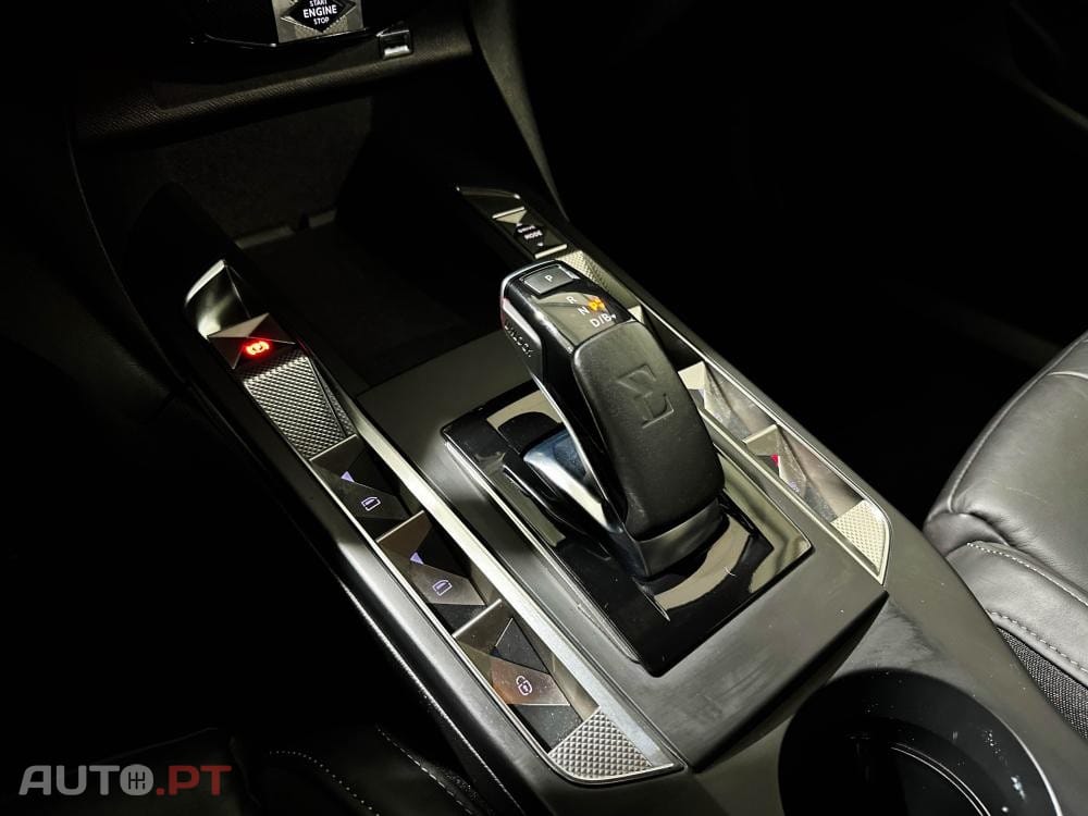 DS DS3 Crossback E-Tense Performance Line