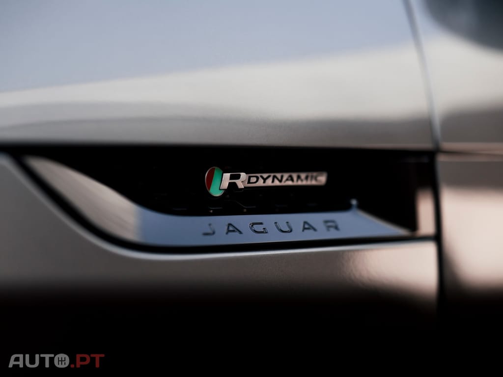Jaguar F-Type 2.0 i4 R-Dynamic