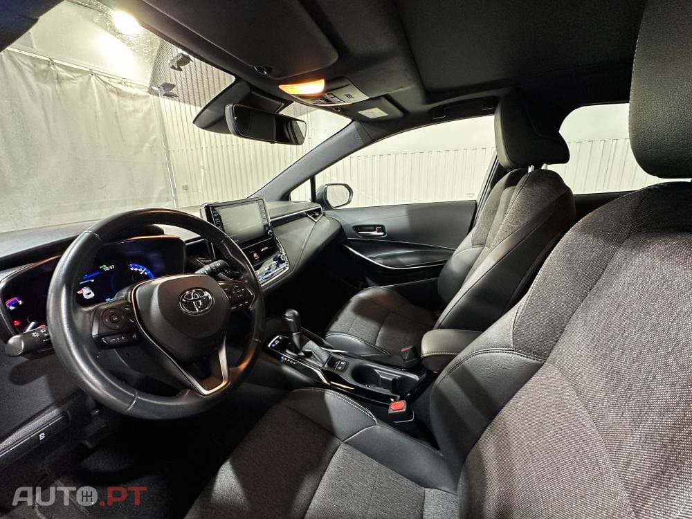 Toyota Corolla 1.8 Hybrid Comfort+P.Sport