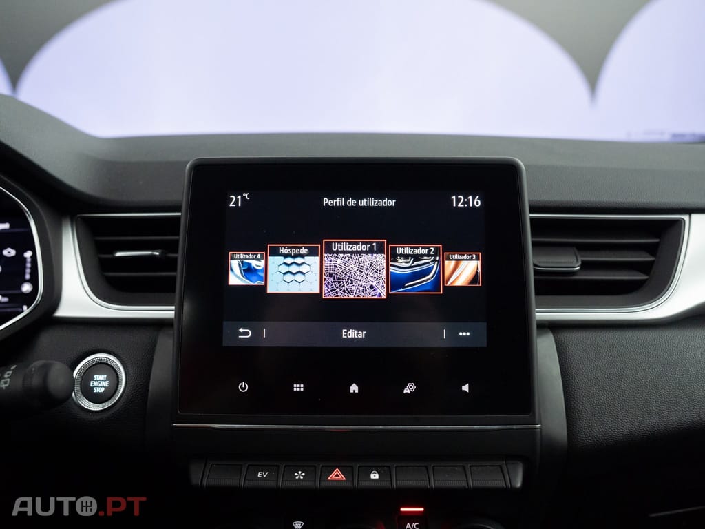 Renault Captur 1.6 E-Tech Plug-In Intens