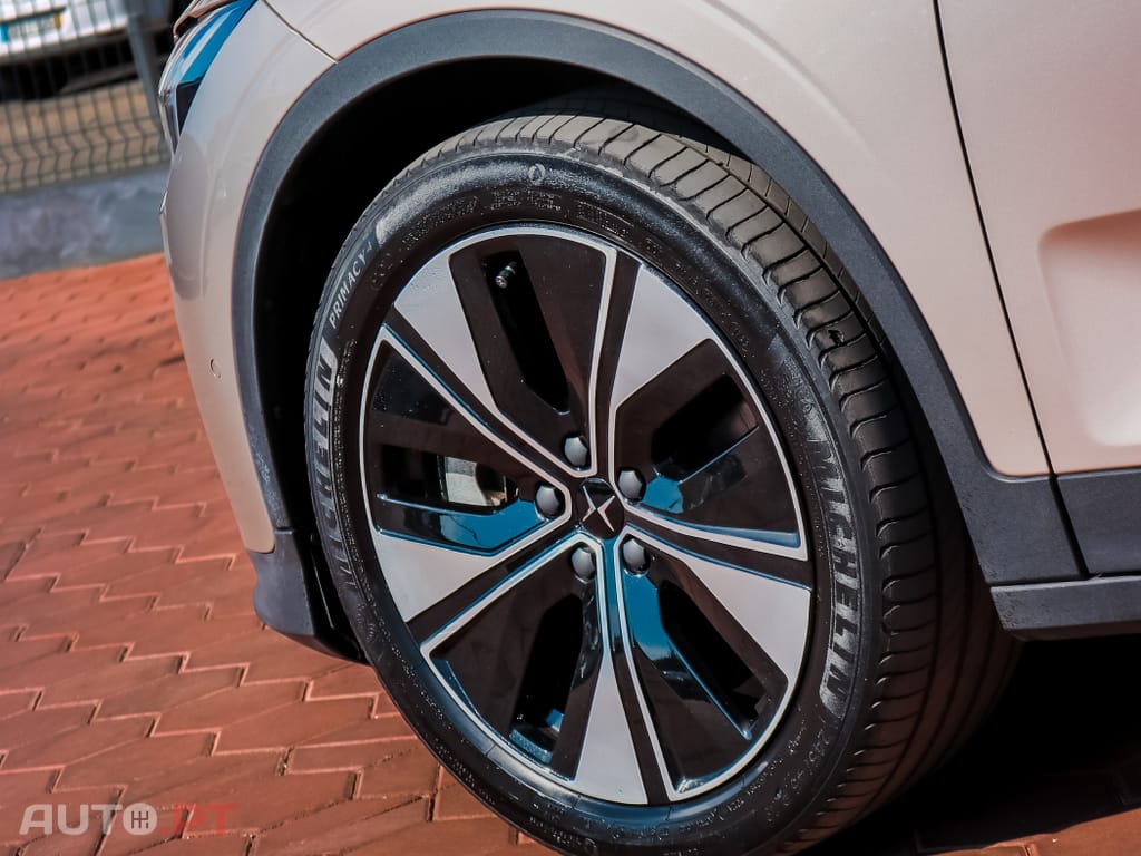 Polestar 2 Long Range 82 kWh AWD