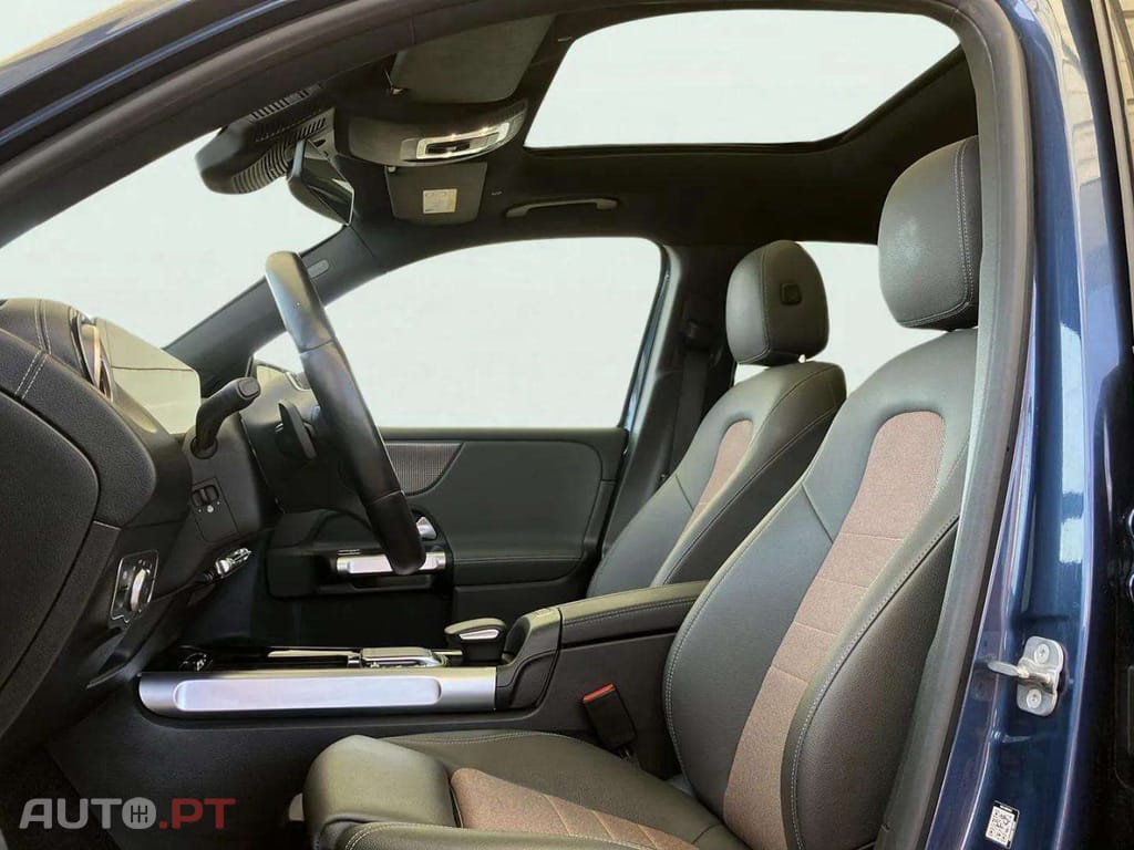 Mercedes-Benz EQB 300 4Matic Progressive